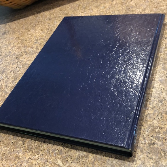 1991-1992 University of Maine Orono Prism Yearbook - Picture 3 of 8